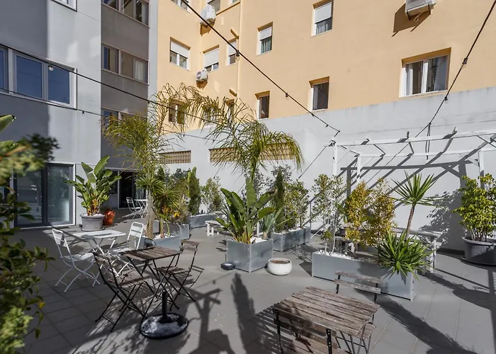 Red, Red Wine In By Misha's Place 3b * Lisboa