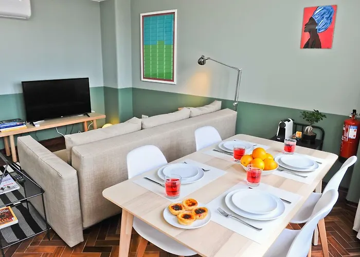 شقة Red, Red Wine In By Misha's Place 3b *