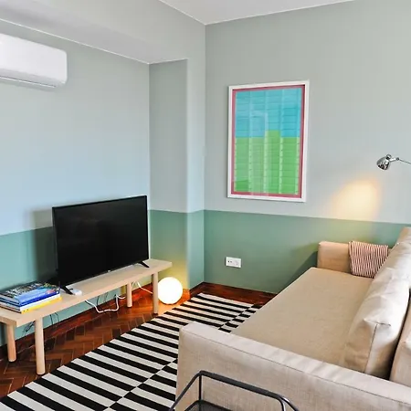 Red, Red Wine In By Misha's Place 3b * Lisboa